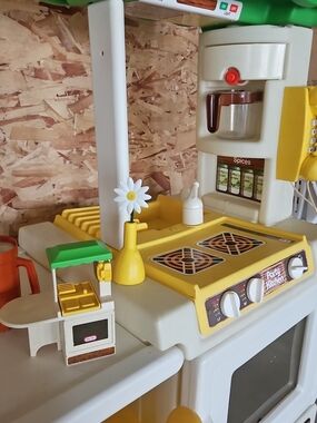 Miniture Kitchen Only